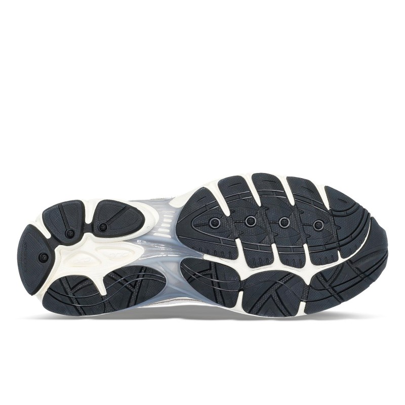 SAUCONY PROGRID OMNI 9