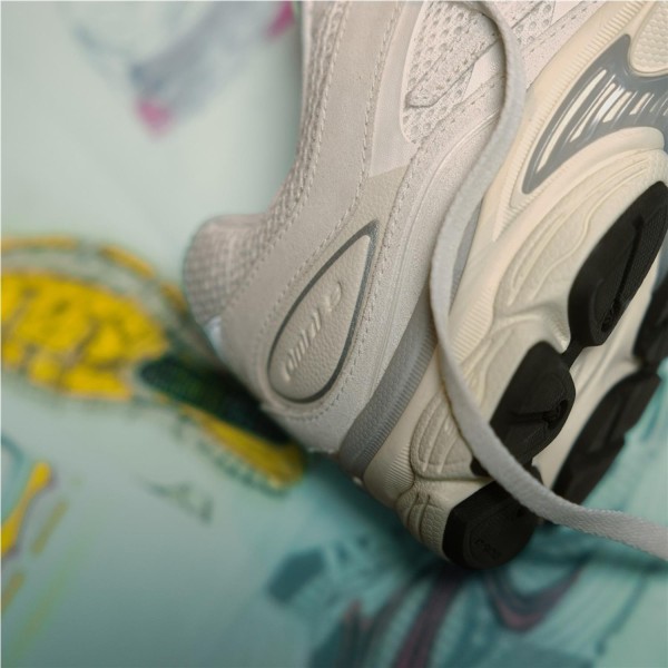 SAUCONY PROGRID OMNI 9 BLANCO