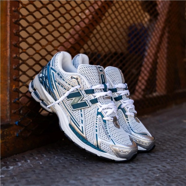 NEW BALANCE 1906 PLATA