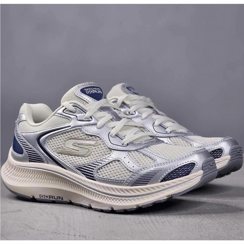 SKECHERS GO RUN RETRO STRIDE