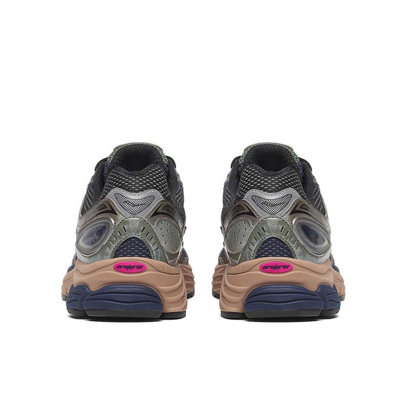 SAUCONY PROGRID OMNI 9