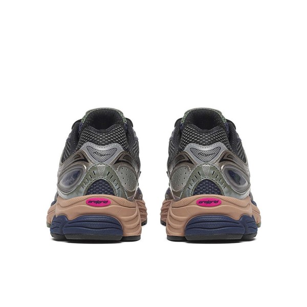 SAUCONY PROGRID OMNI 9