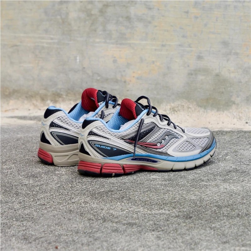SAUCONY PROGRID GUIDE 7