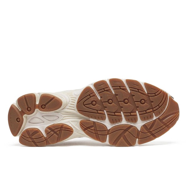 SAUCONY PROGRID OMNI 9