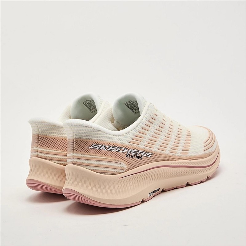 SKECHERS GO RUN CONSISTENT