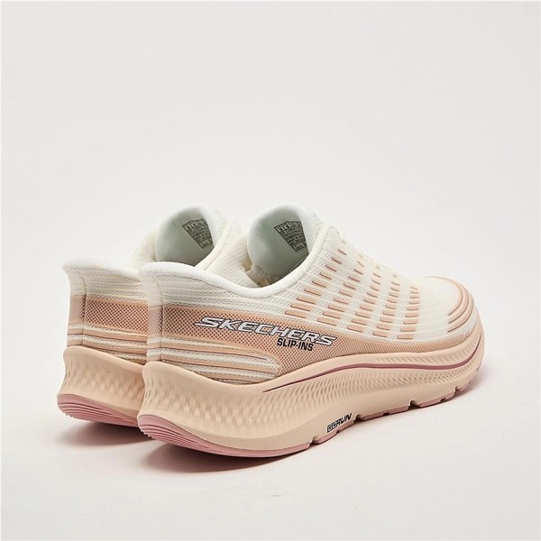 SKECHERS GO RUN CONSISTENT